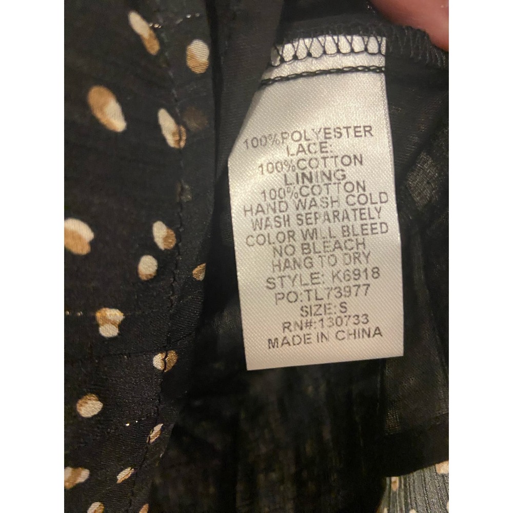 Umgee Size Small Ruffle top, metallic sheer - Picture 4 of 5